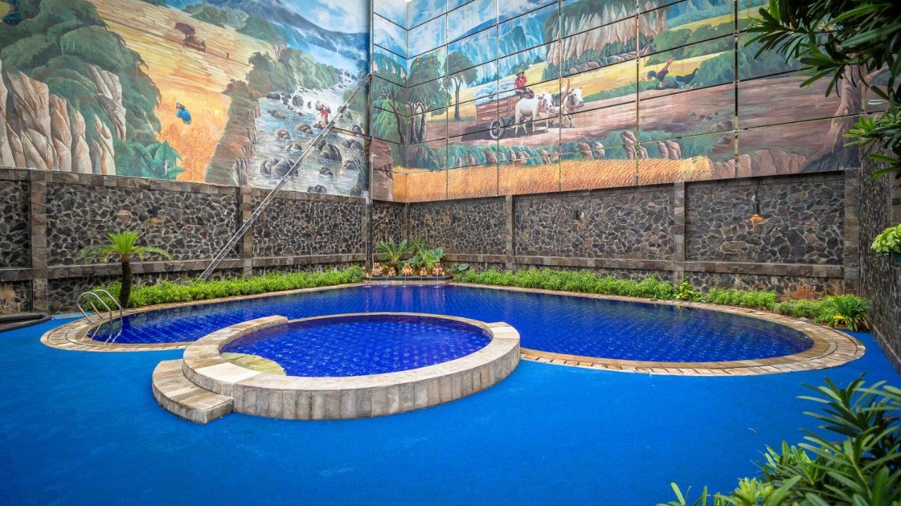 Hotel Golden Sky Pluit Yakarta Exterior foto